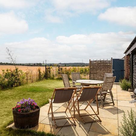 Linseed Barn- Stamford Holiday Cottages Екстериор снимка